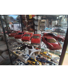 MINIATURE 1/18