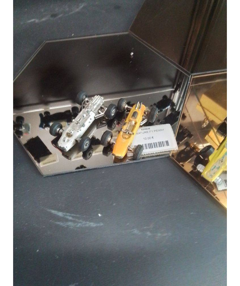 MINIATURE F1 PENNY