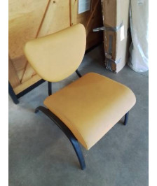 CHAISE D’ACCEUIL PIETEMENT MÉTAL NOIR ASSISE ET DOSSIER PU JAUNE