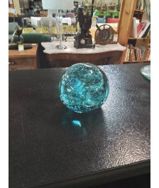 PRESSE PAPIER VERRE BULLÉ TEINTÉ BLEU BIOT