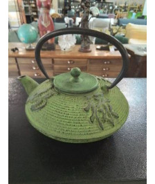THÉIÈRE FONTE ÉMAILLÉE VERT