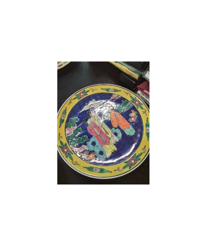 ASSIETTE PORCELAINE JAPONAISE 