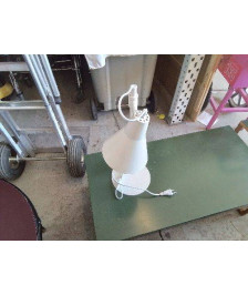 LAMPE BLANCHE DE BUREAU