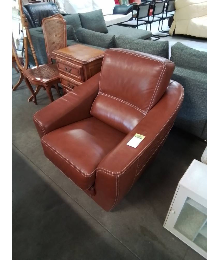FAUTEUIL CLUB ITALIEN CUIR FAUVE 