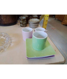 LOT DE 3 PETITE TASSES 