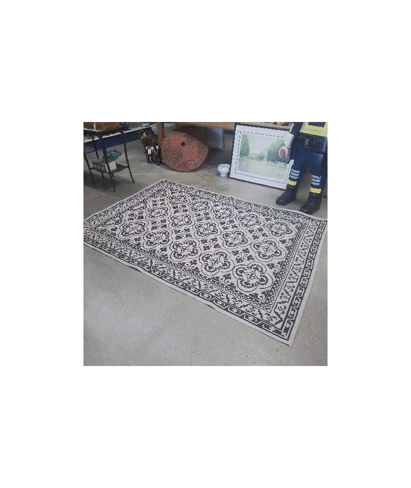 TAPIS BEIGE ET NOIR ARABESQUES 230X160