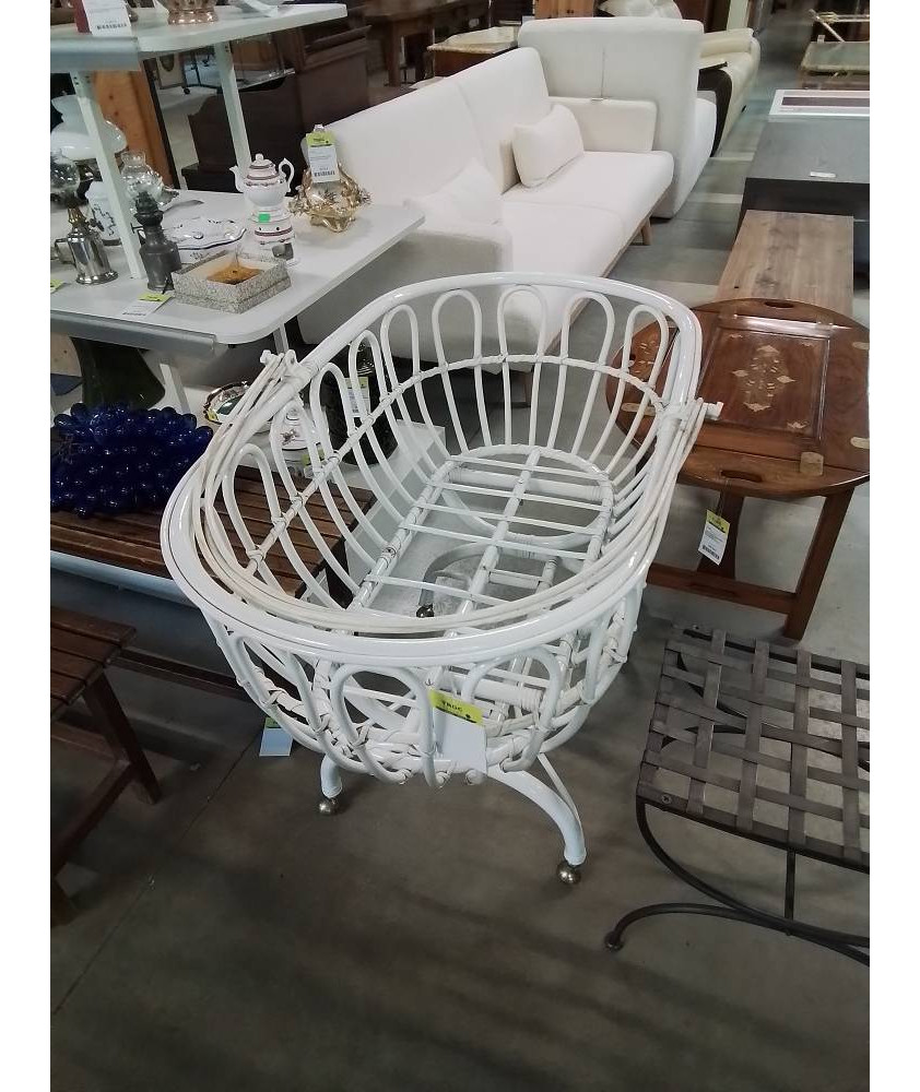 BERCEAU ROTIN BLANC