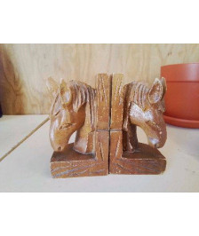 SERRE LIVRE EN BOIS TÊTE DE CHEVAL SCULPTÉ 