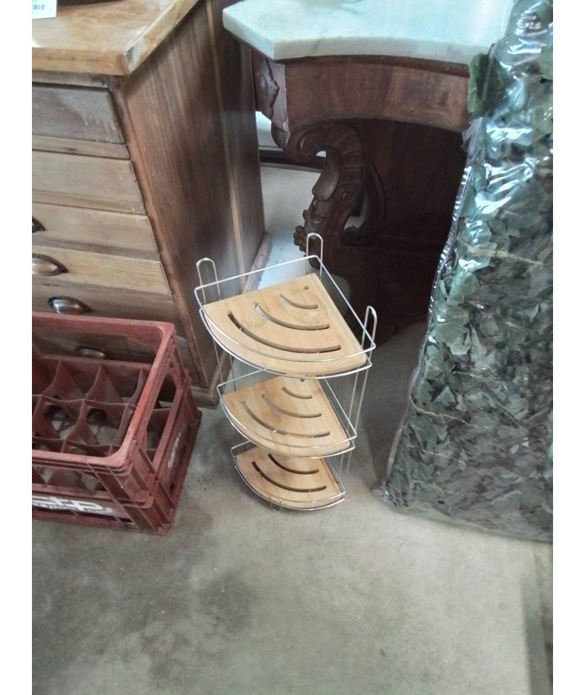 ÉTAGÈRE D’ANGLE MÉTAL CHROMÉ 3 TABLETTES BOIS CLAIR AJOURÉ 