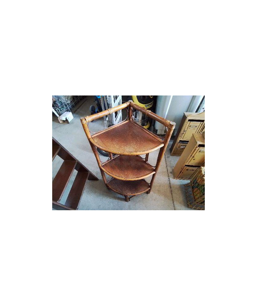 ÉTAGÈRE D’ANGLE ROTIN 