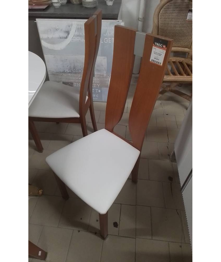LOT DE 4 CHAISES BLANC ET BOIS 