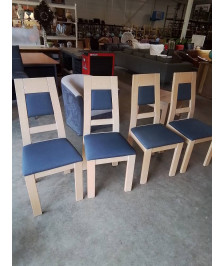 4 CHAISES PIÈTEMENT BOIS CLAIR ASSISE ET DOSSIER CAPITONNÉ TISSU GRIS