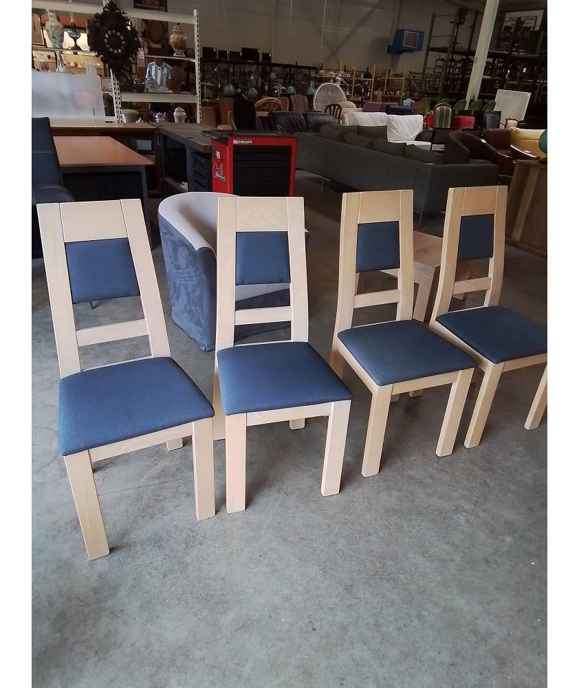 4 CHAISES PIÈTEMENT BOIS CLAIR ASSISE ET DOSSIER CAPITONNÉ TISSU GRIS