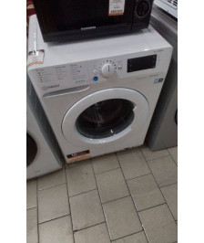MACHINE A LAVER INDESIT 