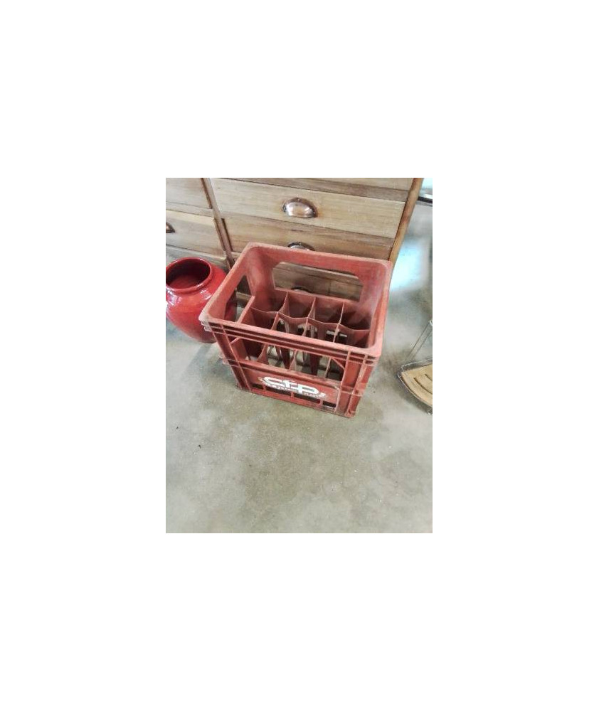 CASIER A BOUTEILLES RÉSINE ROUGE CFP