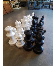 JEU D’ÉCHEC GÉANT RESINE 32 PIÈCES ROLLY-TOYS GERMANY