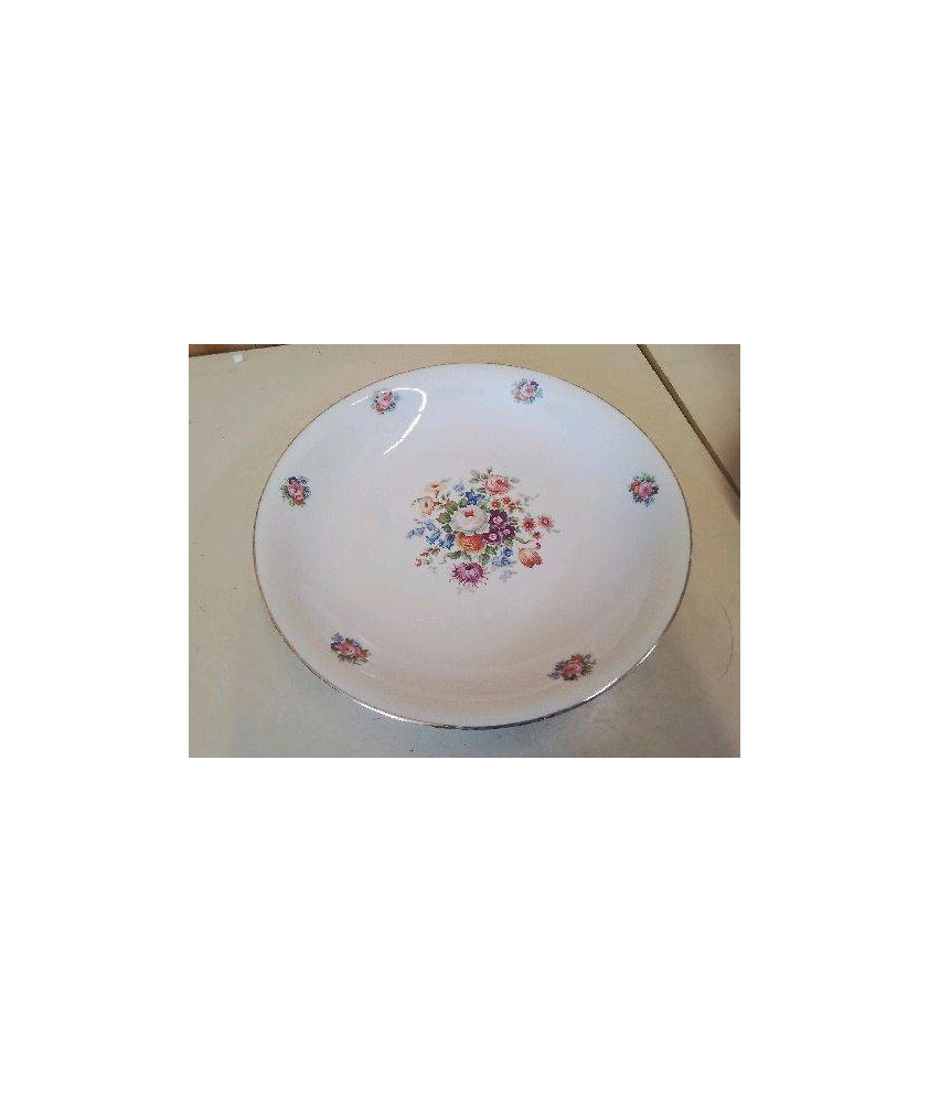 PLAT EN PORCELAINE 