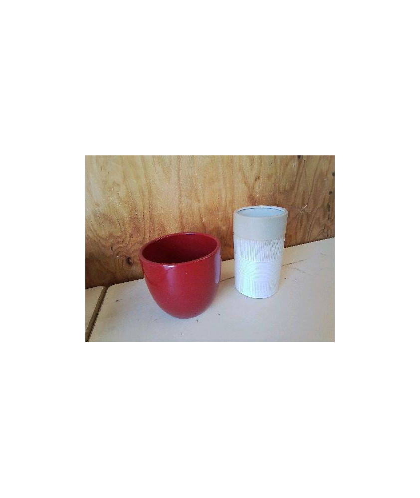 POT EN CERAMIQUE 