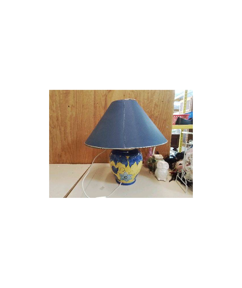LAMPE A POSER