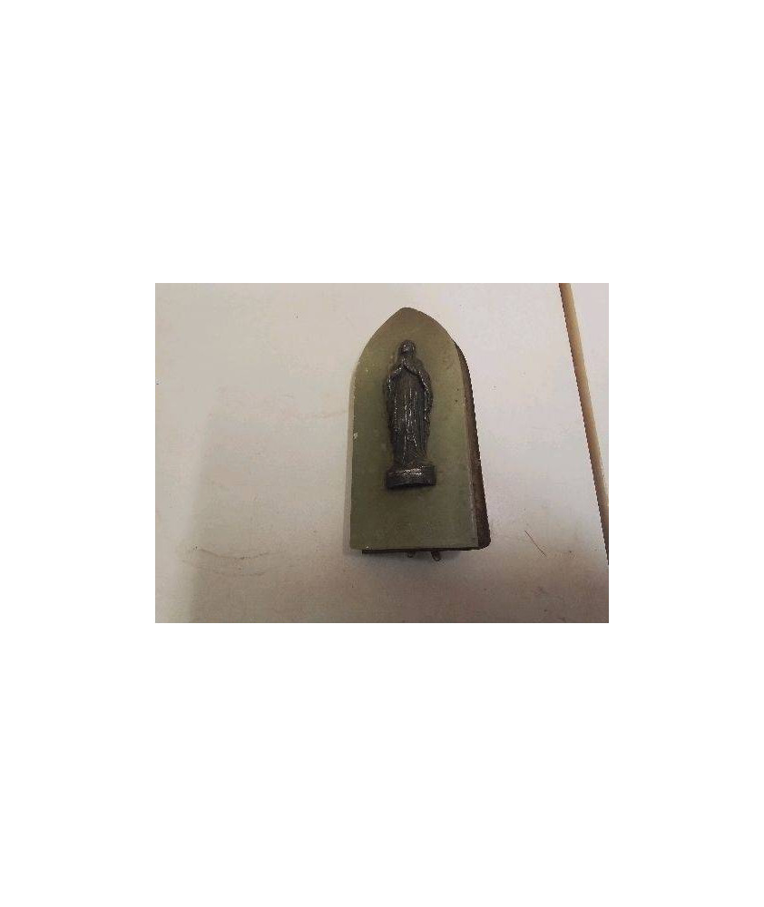 VIERGE SUR ONYX