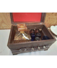 SERVICE A LIQUEUR 