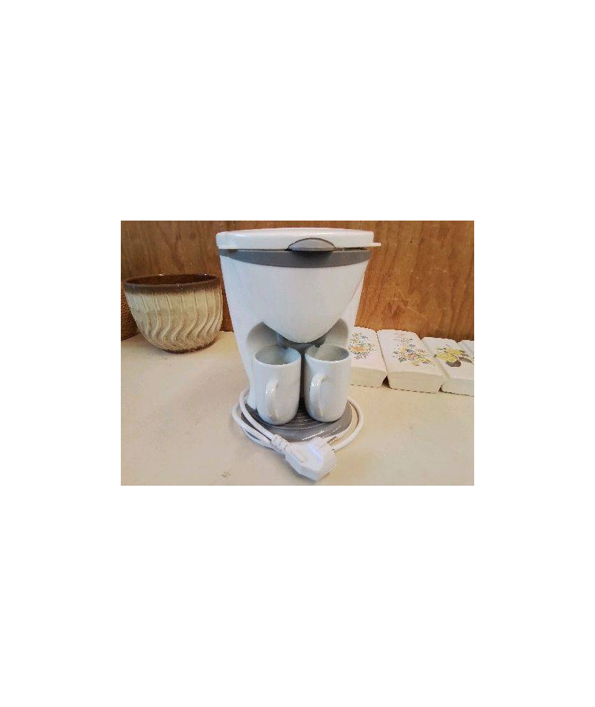 CAFETIERE  CAFE