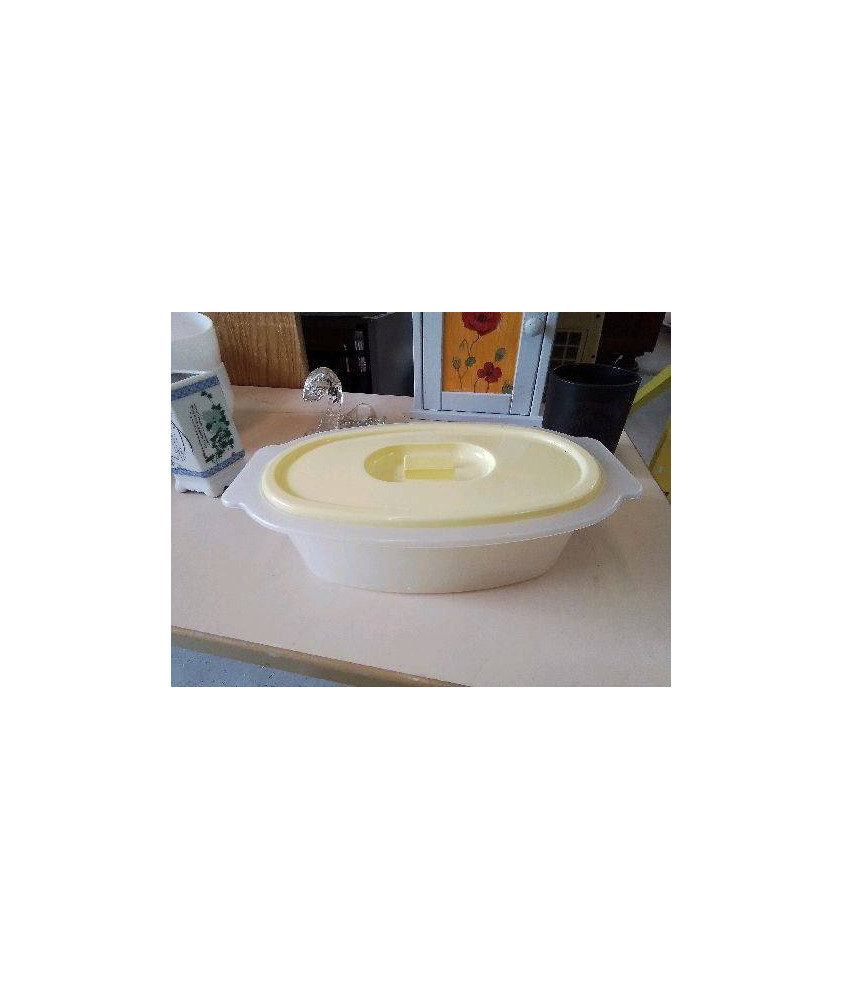 TUPPERWARE 