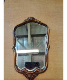 MIROIR CHANTOURNÉ STYLE RÉGENCE 