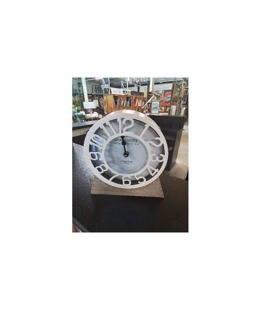 HORLOGE A POSER GRAND HOTEL