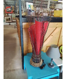 LAMPE VANNERIE ET PU ROUGE