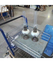 LAMPE A PETROLE