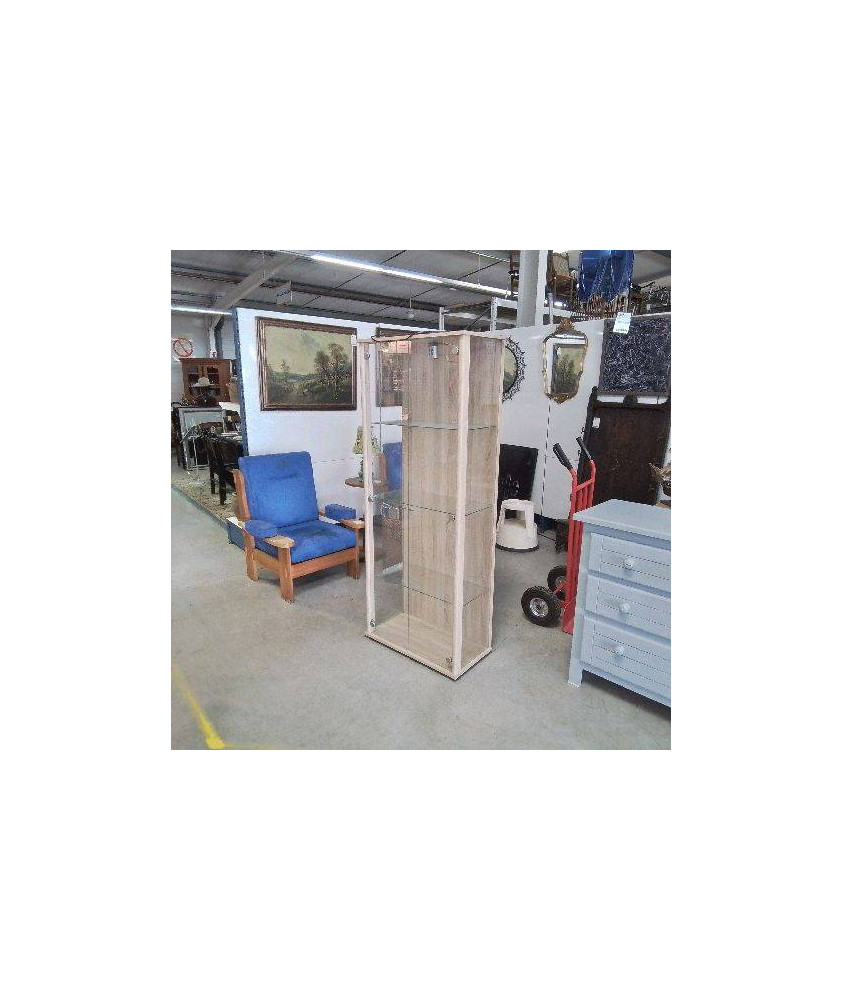 VITRINE MODERNE 