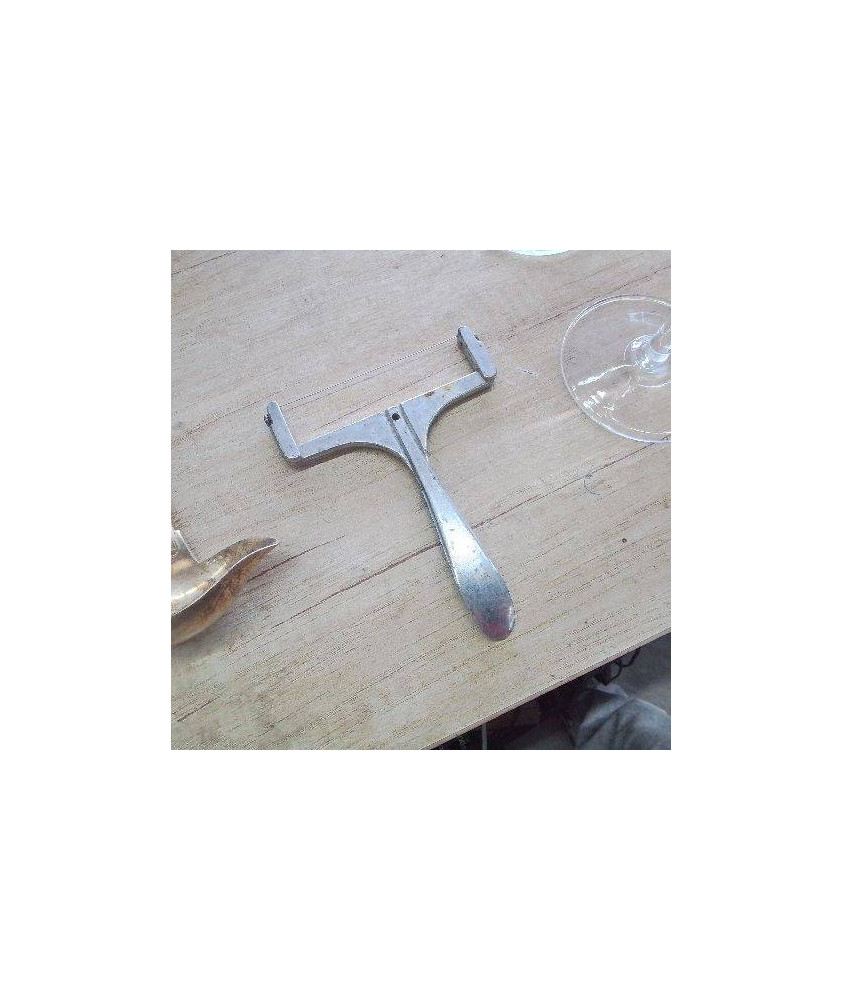 COUPE A FROMAGE