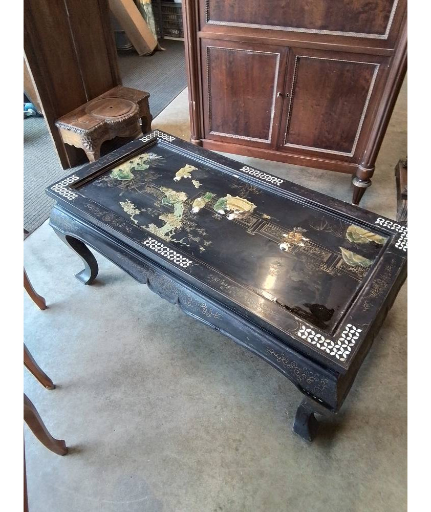 TABLE BASSE RECTANGULAIRE BOIS NOIR LAQUÉ ET NACRE STYLE ASIATIQUE 