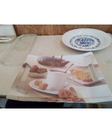 PETIT PLATEAU À CAFÉ 