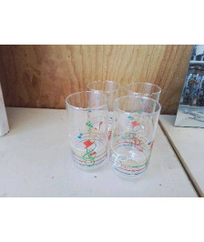 LOT DE 4 VERRE À JUS