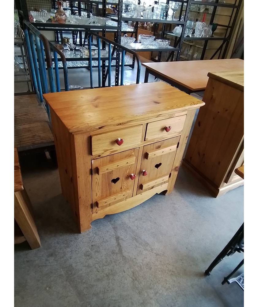 BUFFET PIN 2 PORTES AU COEUR 2 TIROIRS 