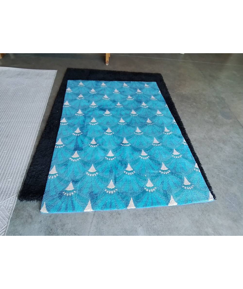 TAPIS BLEU ET ECRU 116X170