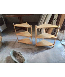 PETITE ETAGERE D’ANGLE EN BAMBOO