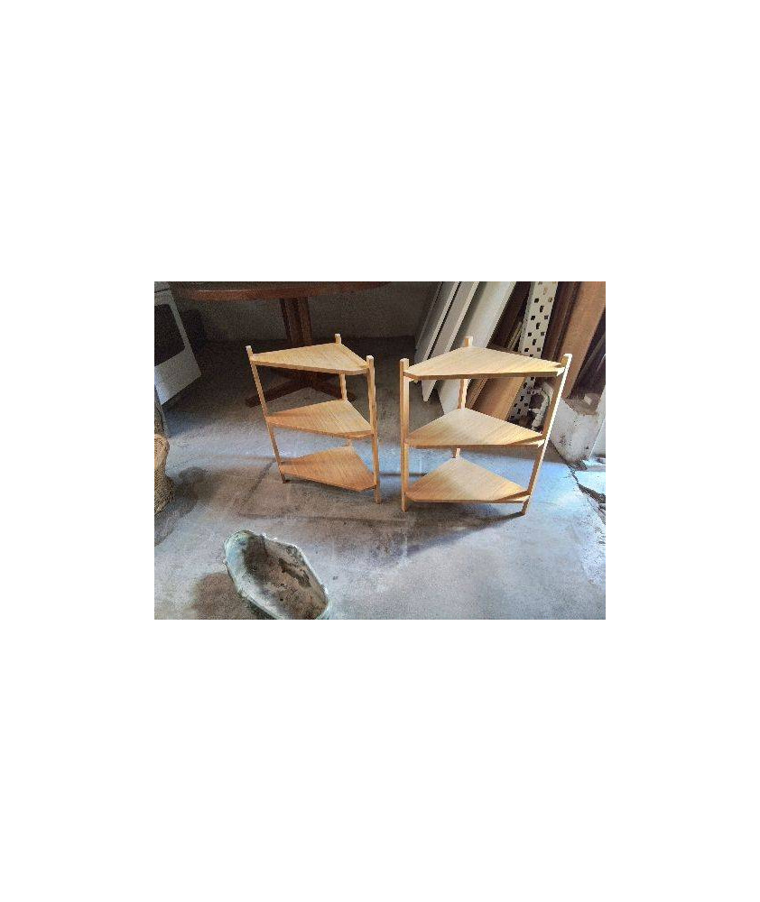 PETITE ETAGERE D’ANGLE EN BAMBOO