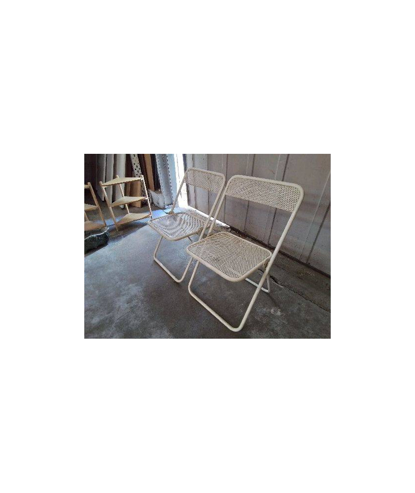 CHAISE PLIANTE EN METAL MICROPERFORÉE ANNEE 80