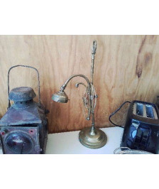 PIED DE LAMPE EN LAITON