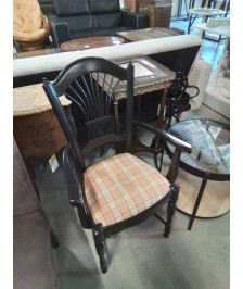 FAUTEUIL DE CHEMINÉE BOIS NOIR LAQUÉ DOSSIER LYRE ASSISE CAPITONNÉ TISSU ORANGÉ 