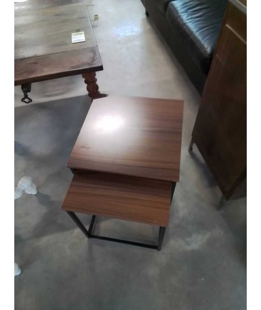2 TABLES BASSES GIGOGNES PIÈTEMENT MÉTAL NOIR PLATEAU BOIS