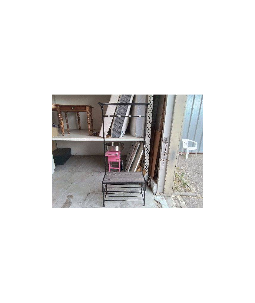 PETIT VESTIAIRE 