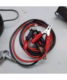 PAIRE DE PINCES BATTERIE 