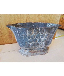 JARDINIÈRE EN FONTE ART DECO
