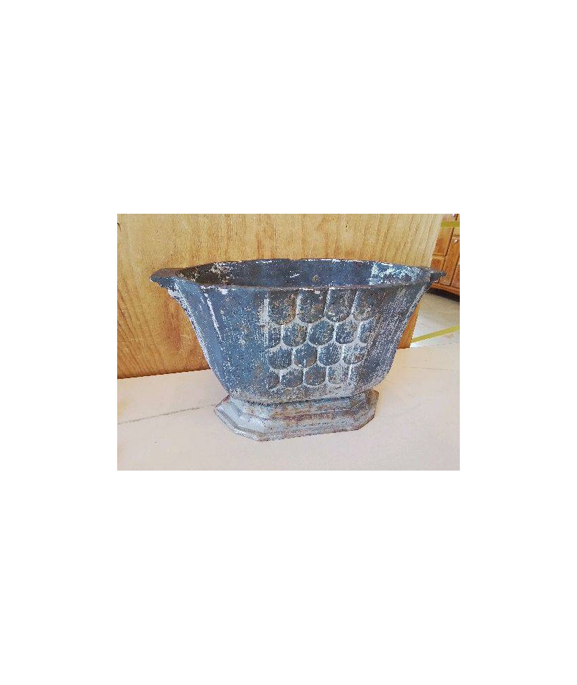 JARDINIÈRE EN FONTE ART DECO