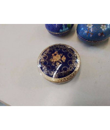 BOITE EN PORCELAINE DE LIMOGE 