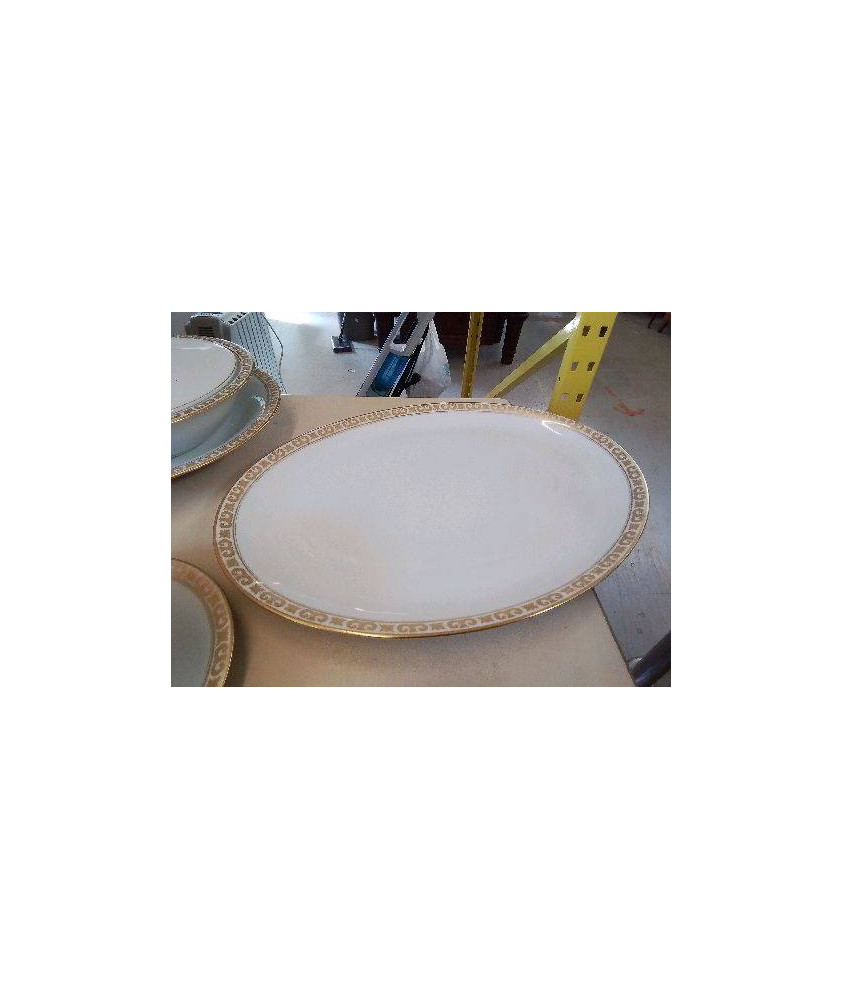 PLAT BLANC BORDURE DORÉ EN PORCELAINE 